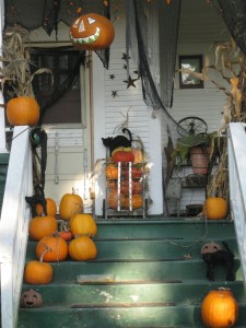 TheHappyHalloweenHouse