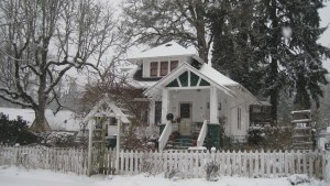 AfavoriteHouseWinterScene