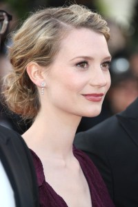 mia-wasikowska-65th-cannes-film-festival-01