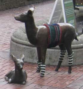 ChristmasAdornedStatue